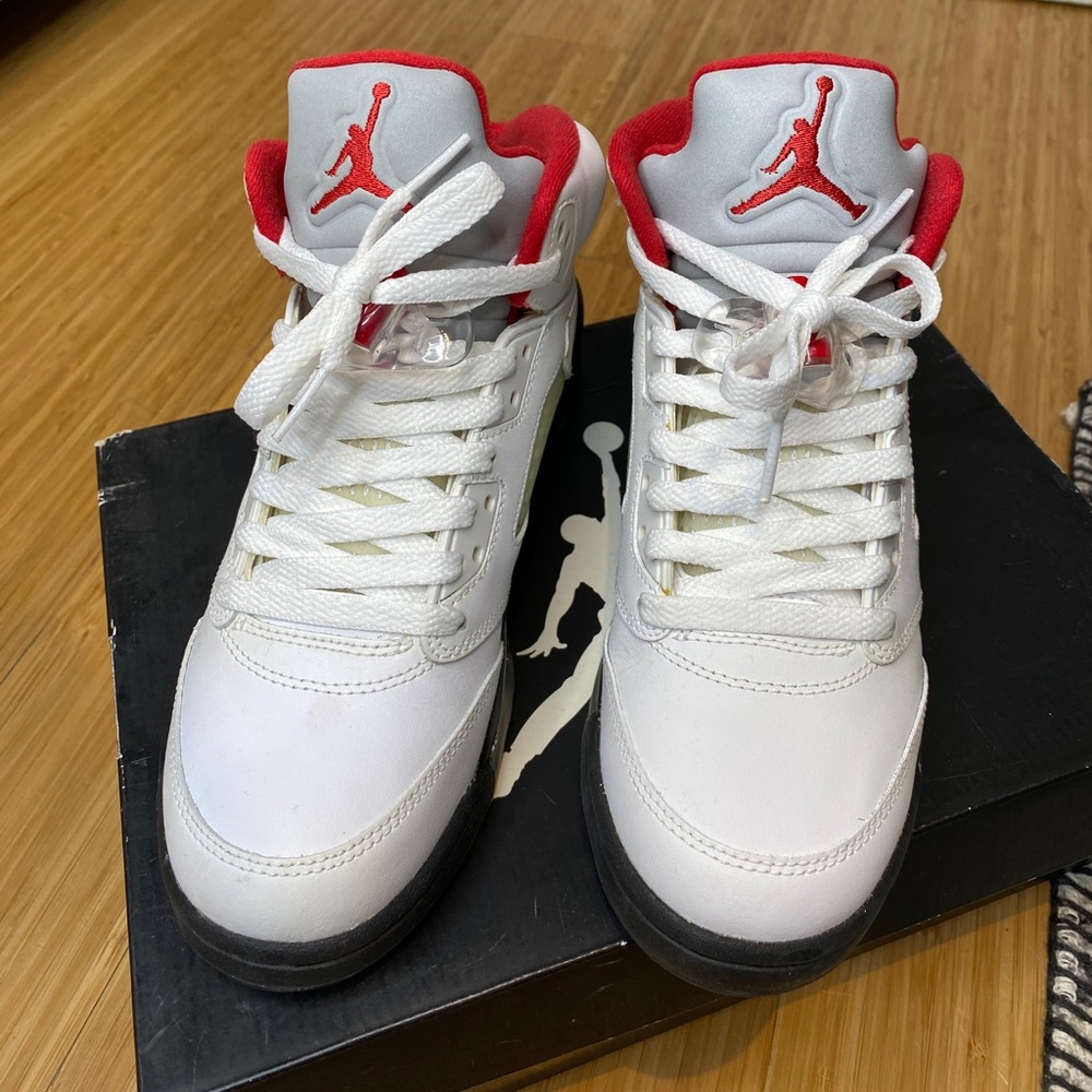 Air Jordan Retro 5